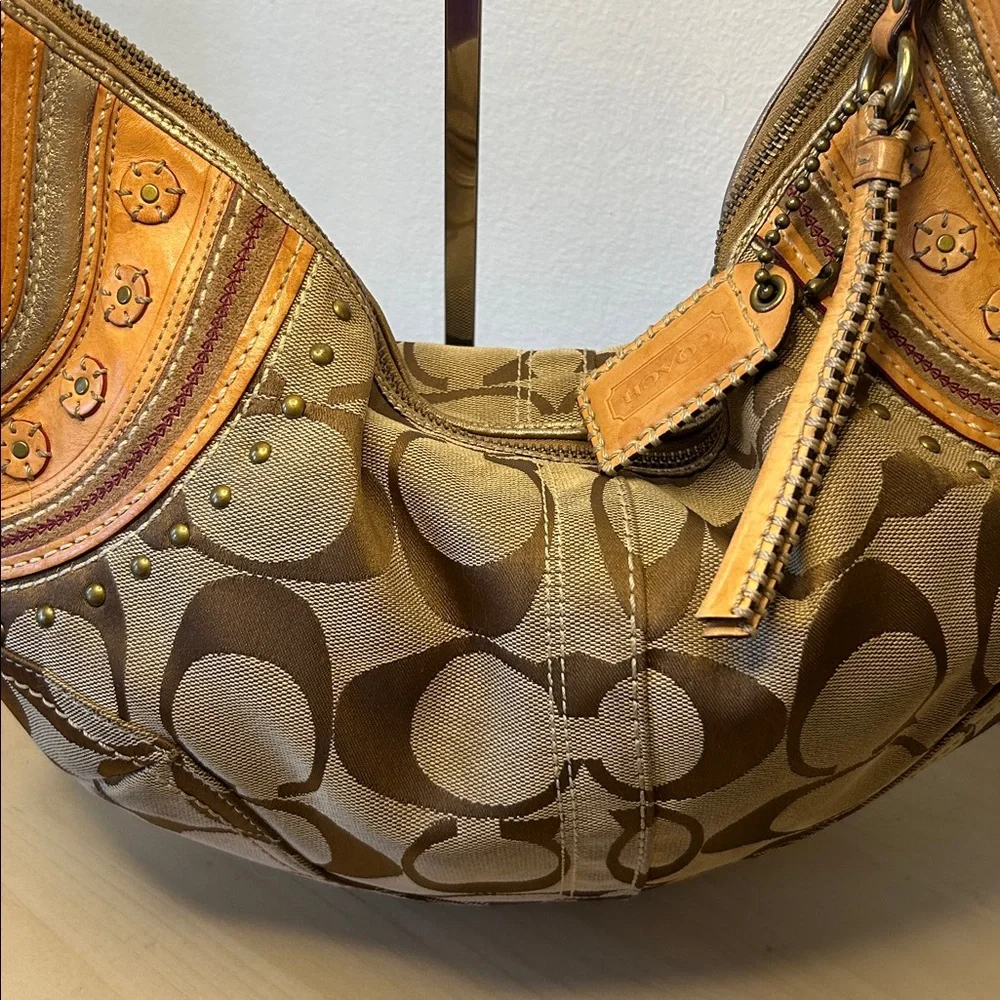 Coach Mia Soho Hobo Shoulder Bag 10483 - Picture 6 of 10
